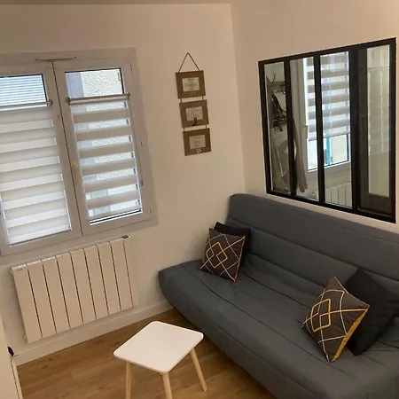 Les Amethystes 1 لو مونت دوري